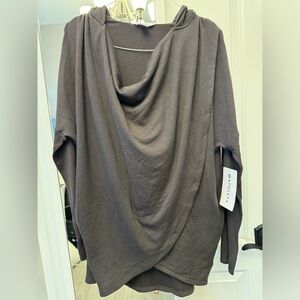 Athleta women’s size medium long sleeve hoodie